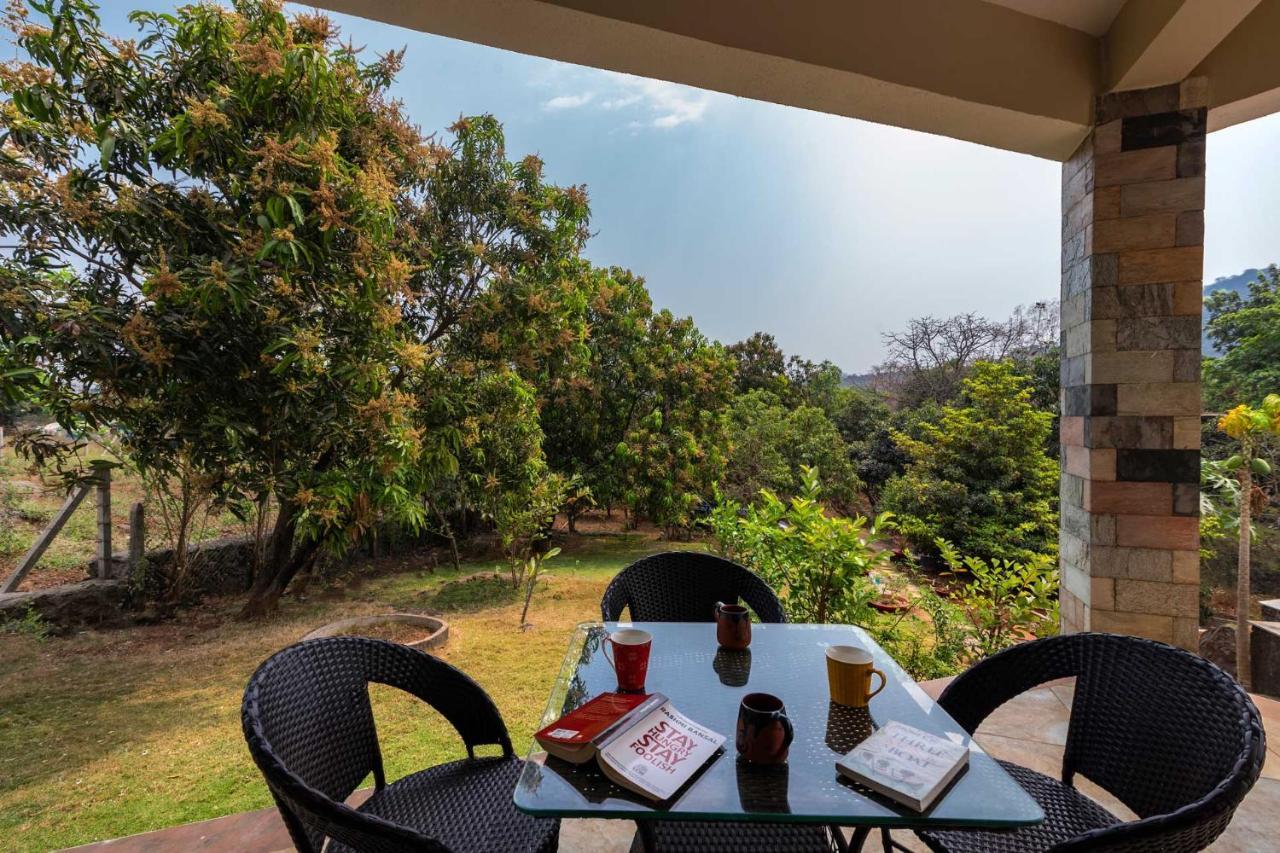 Aqua & Sage By Stayvista - Riverside Villa With Pool & Terrace Karjat Εξωτερικό φωτογραφία