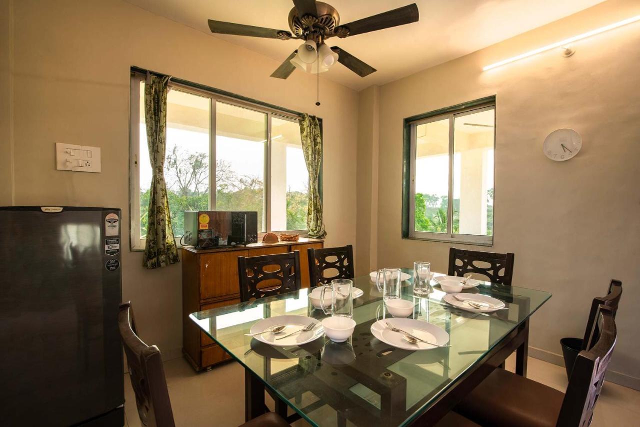 Aqua & Sage By Stayvista - Riverside Villa With Pool & Terrace Karjat Εξωτερικό φωτογραφία