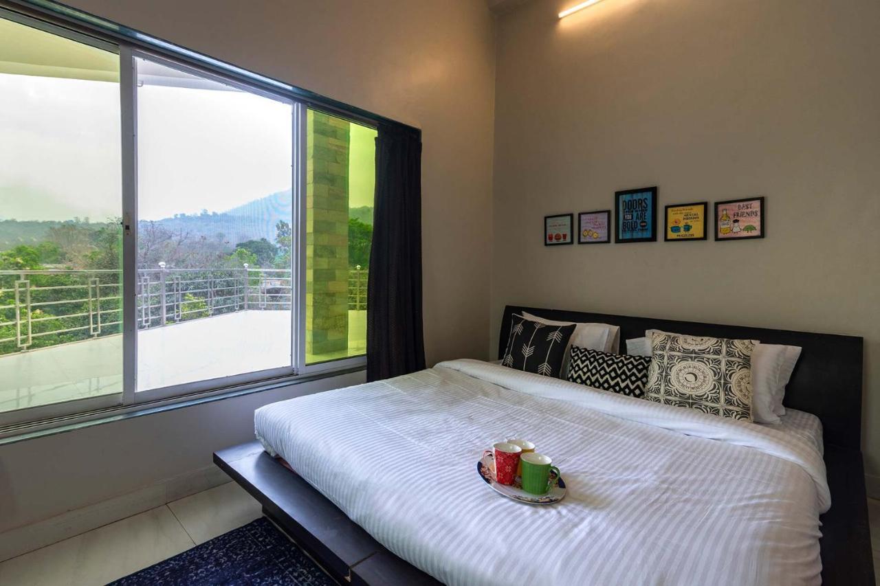 Aqua & Sage By Stayvista - Riverside Villa With Pool & Terrace Karjat Εξωτερικό φωτογραφία