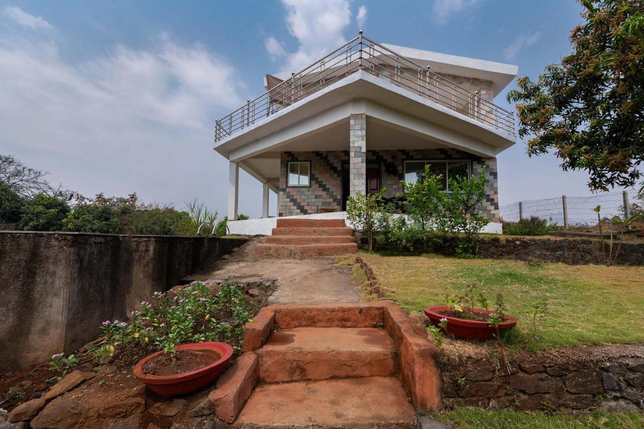 Aqua & Sage By Stayvista - Riverside Villa With Pool & Terrace Karjat Εξωτερικό φωτογραφία